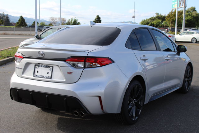 Vehicle image 3 of 28