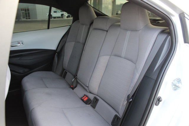 Vehicle image 12 of 28