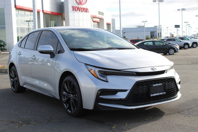 Vehicle image 9 of 28