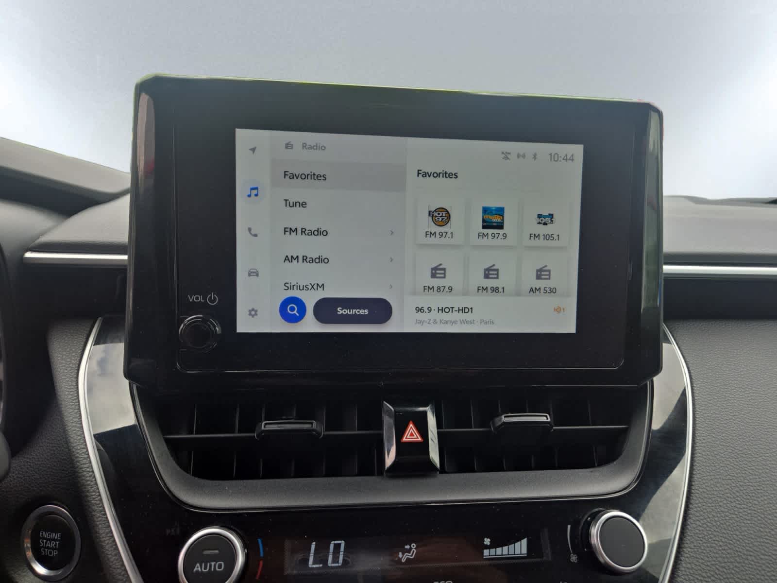 Vehicle image 14 of 25