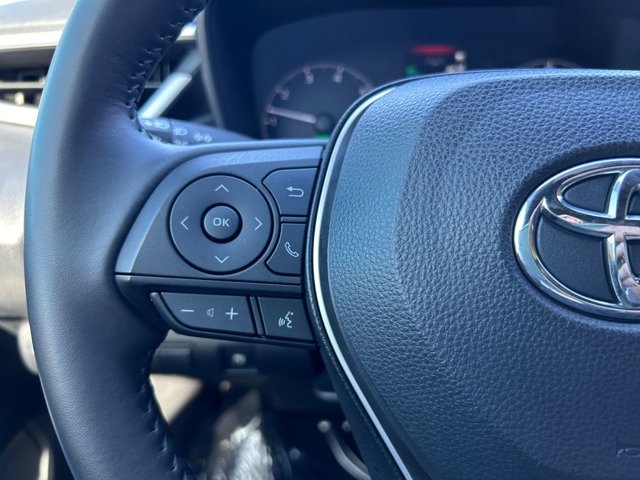 Vehicle image 16 of 36