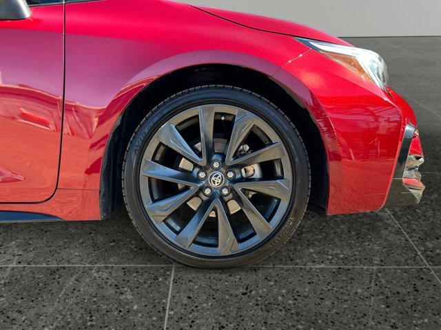 Vehicle image 8 of 36