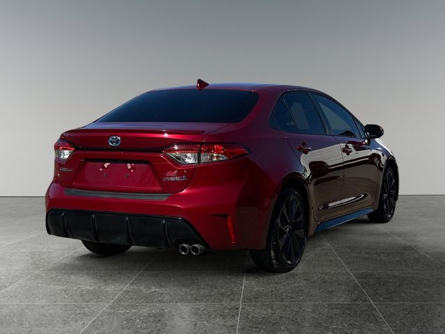 Vehicle image 4 of 36