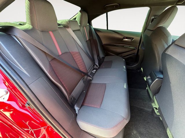 Vehicle image 10 of 36
