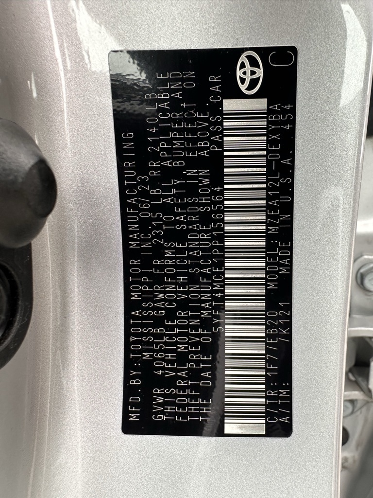Vehicle image 24 of 25