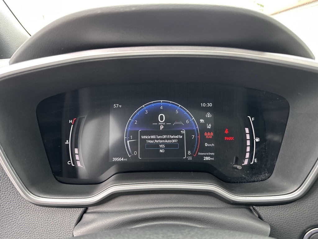 Vehicle image 18 of 25