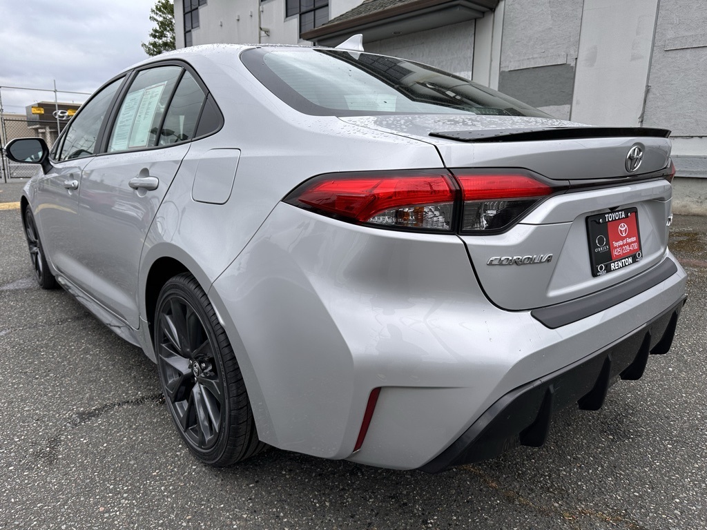 Vehicle image 5 of 25