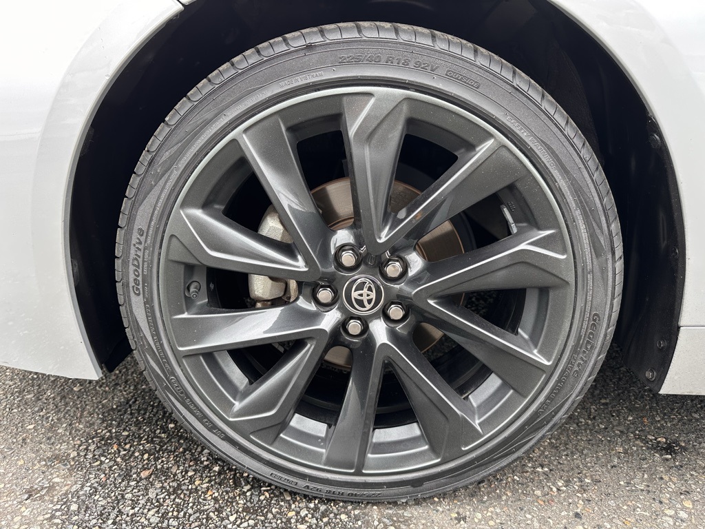Vehicle image 25 of 25