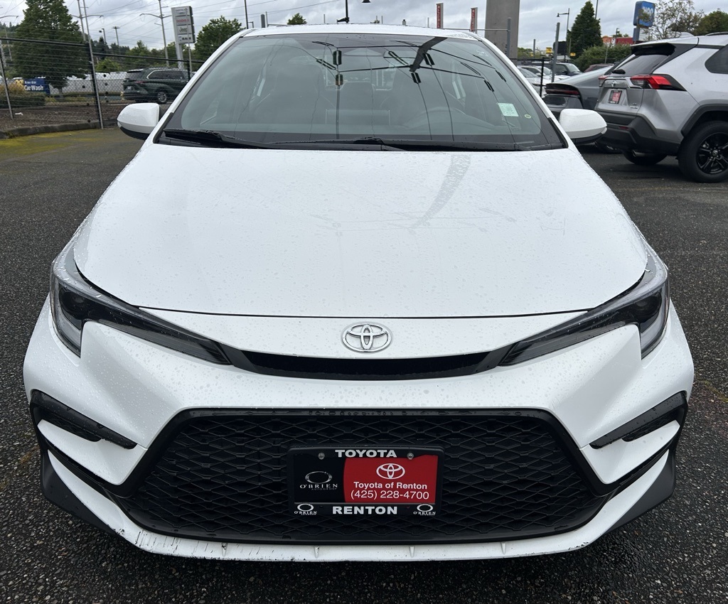 Vehicle image 8 of 25