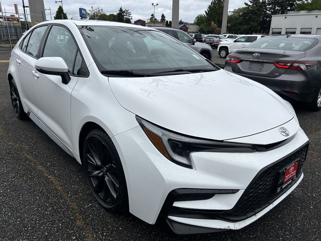 Vehicle image 2 of 25