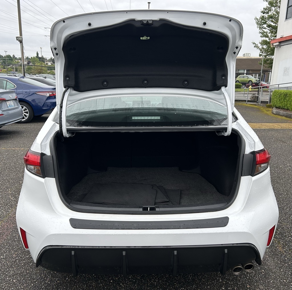 Vehicle image 24 of 25
