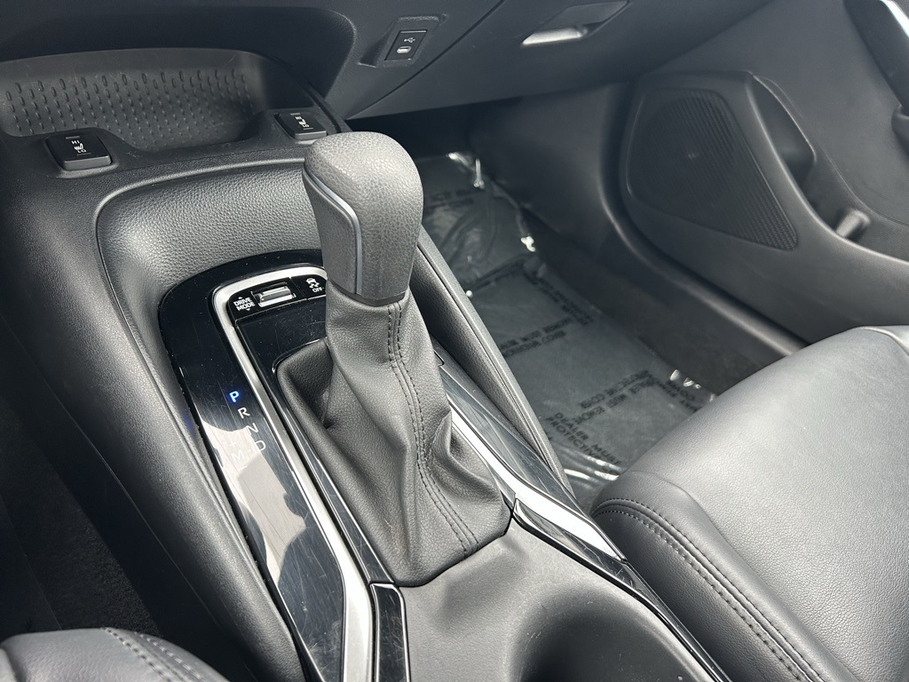 Vehicle image 20 of 25