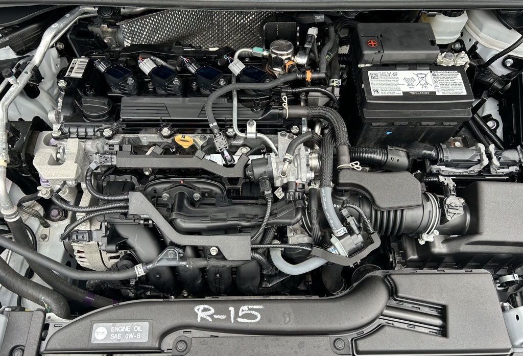 Vehicle image 23 of 25
