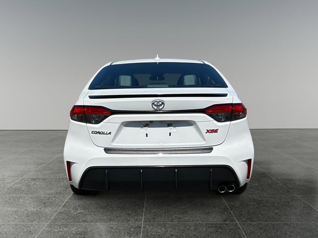 Vehicle image 6 of 36