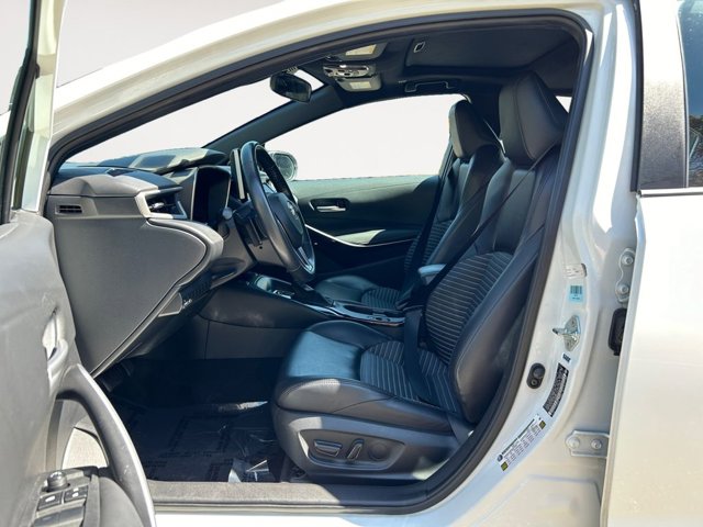 Vehicle image 15 of 36