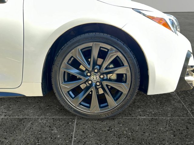 Vehicle image 9 of 36