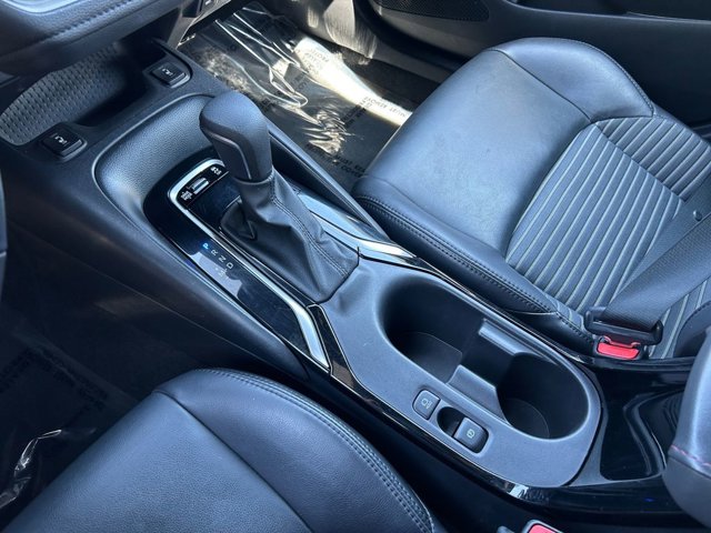 Vehicle image 20 of 36