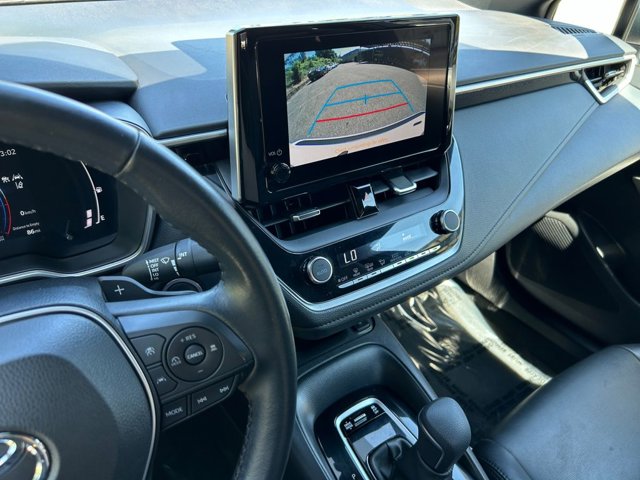 Vehicle image 19 of 36