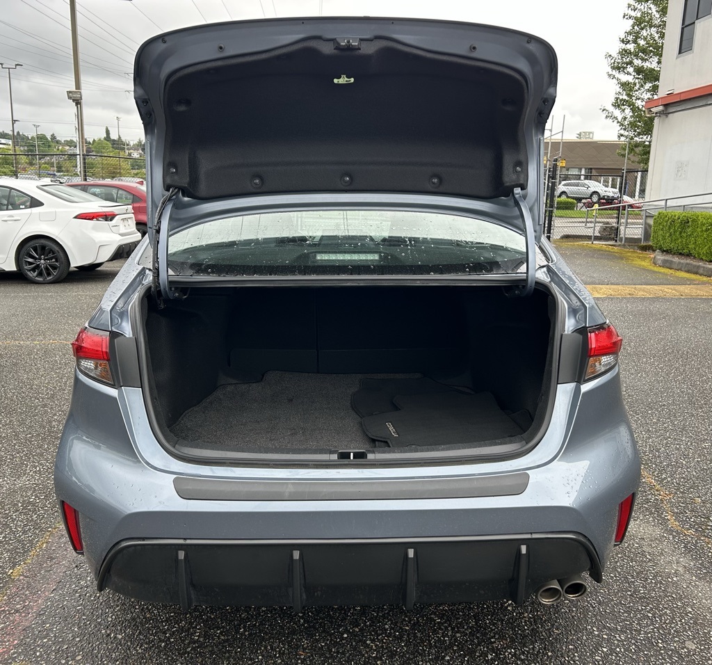 Vehicle image 24 of 25