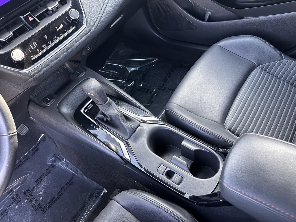 Vehicle image 20 of 25