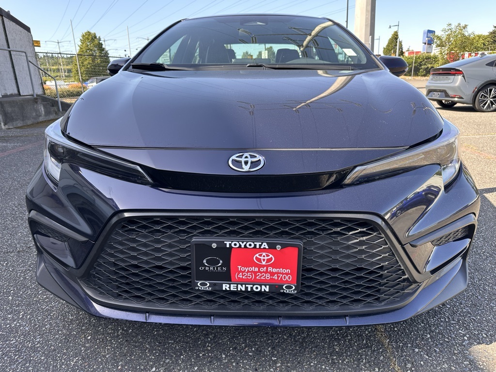 Vehicle image 7 of 25