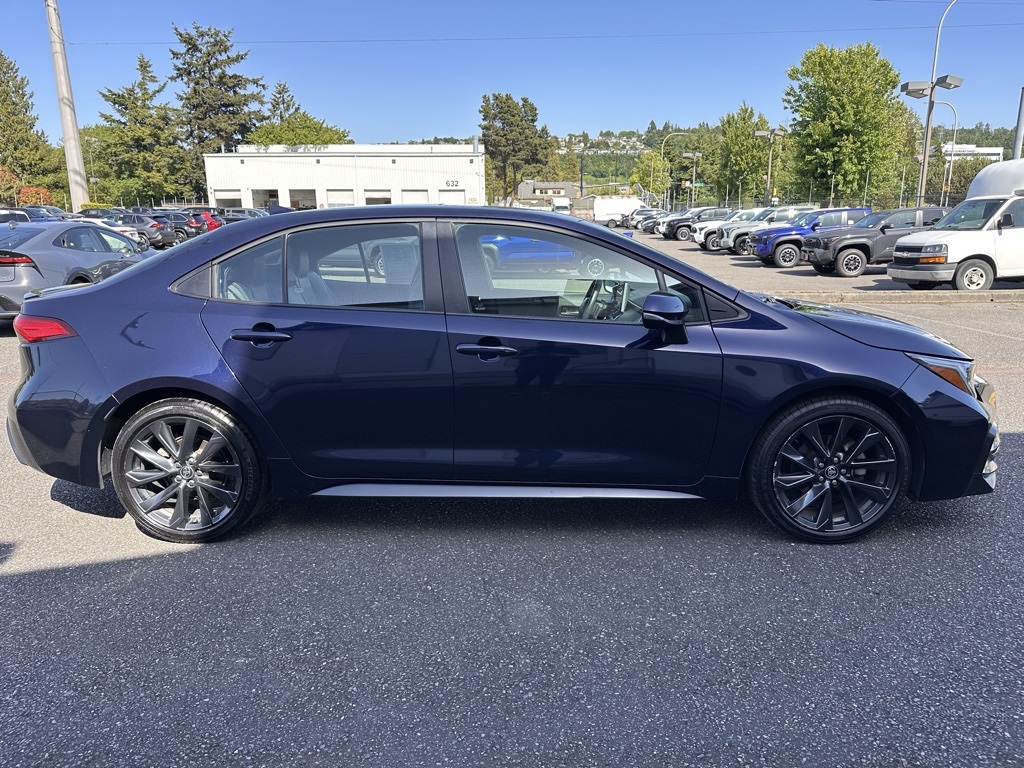 Vehicle image 3 of 25