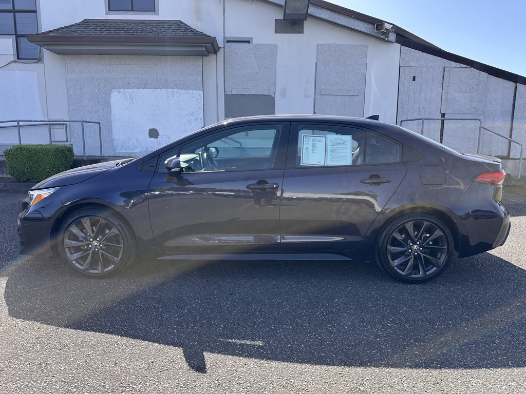 Vehicle image 6 of 25