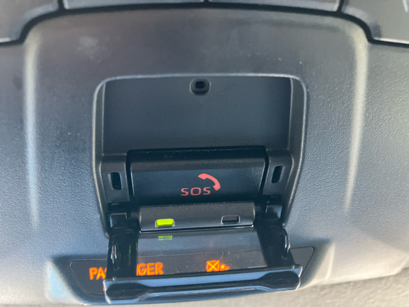 Vehicle image 18 of 30