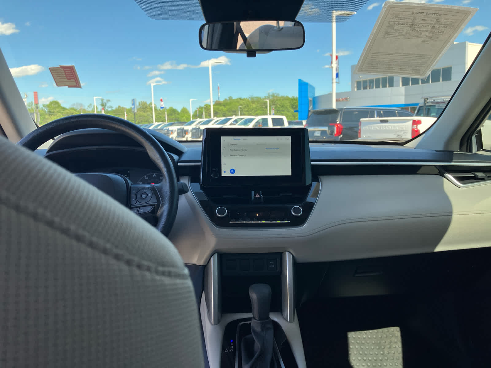 Vehicle image 28 of 30