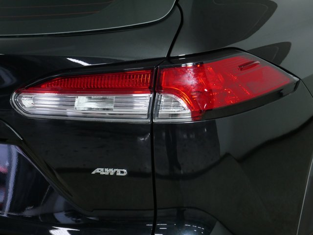 Vehicle image 17 of 36