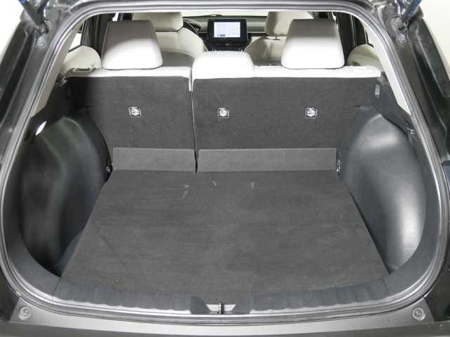 Vehicle image 18 of 36