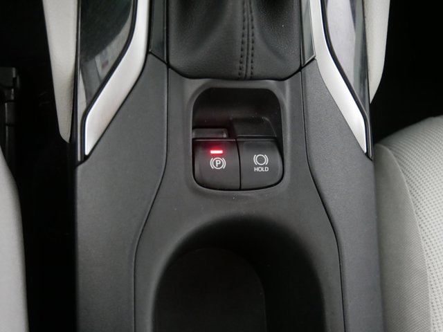 Vehicle image 29 of 36