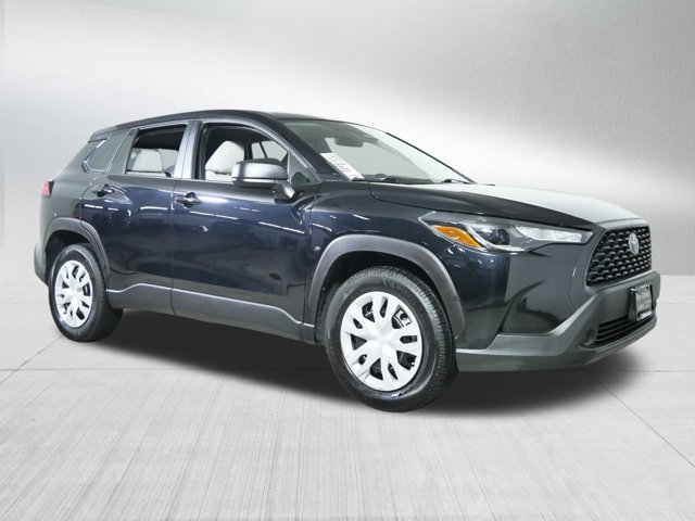 Vehicle image 3 of 36