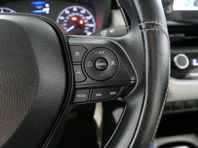 Vehicle image 28 of 36
