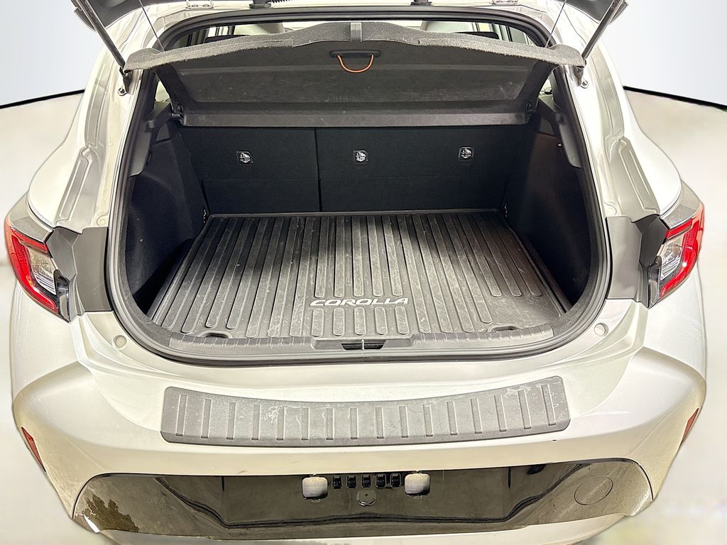 2023 Toyota Corolla SE Image 11 of 28