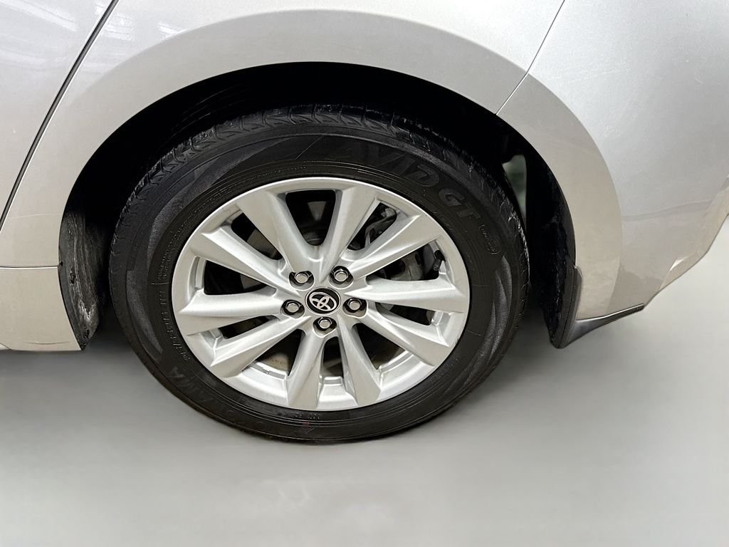 2023 Toyota Corolla SE Image 10 of 28