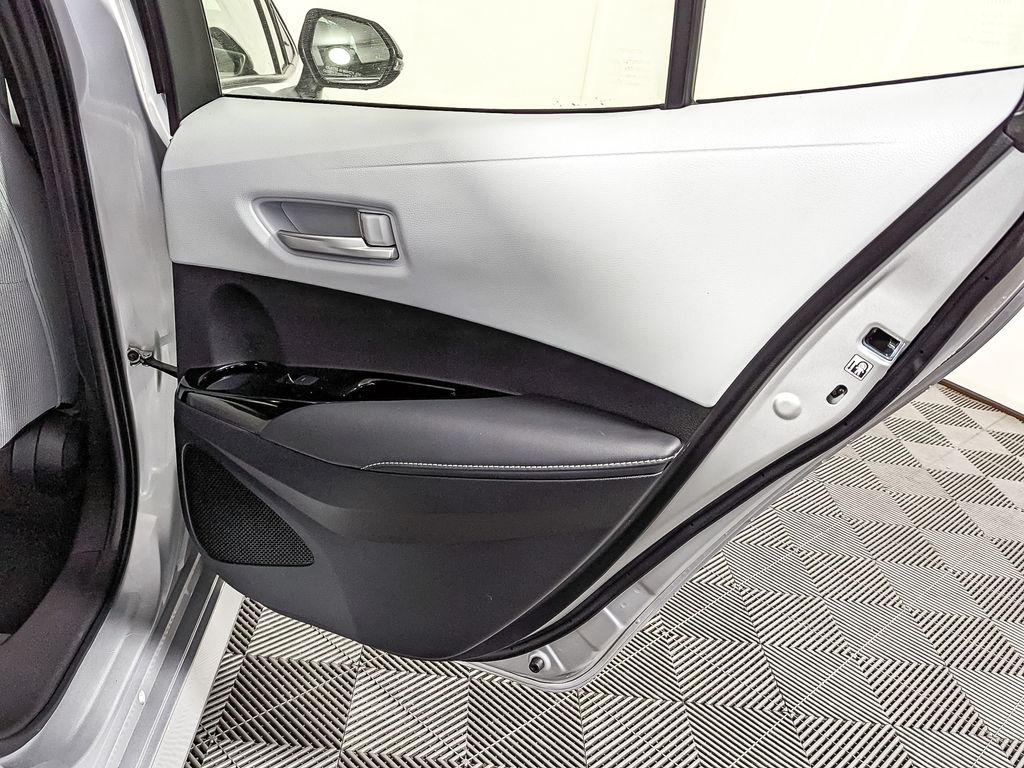 2023 Toyota Corolla SE Image 33 of 42