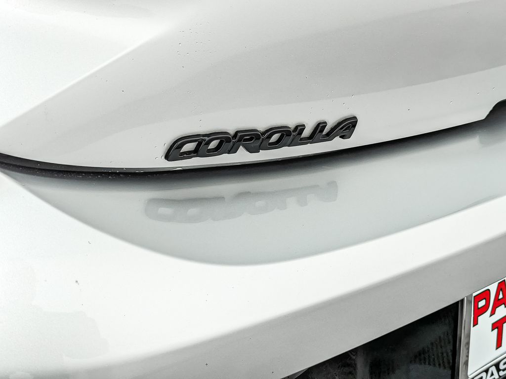 2023 Toyota Corolla SE Image 35 of 42