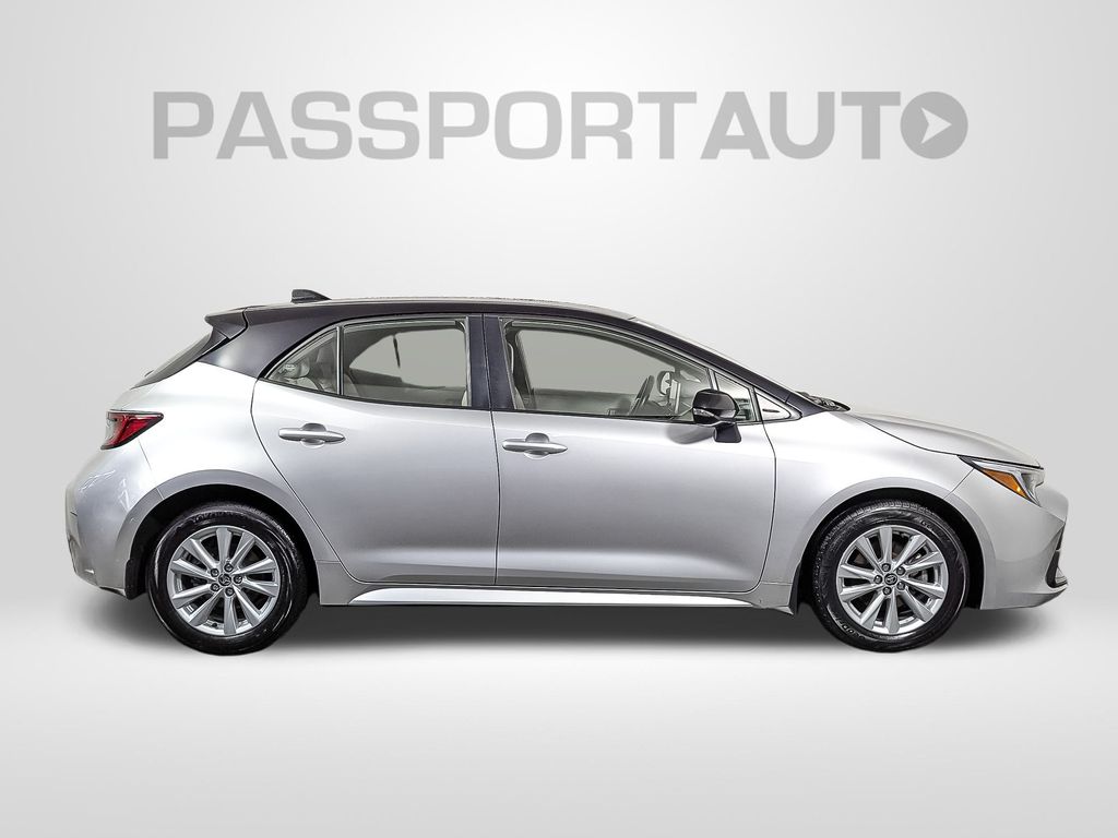 2023 Toyota Corolla SE Image 4 of 42