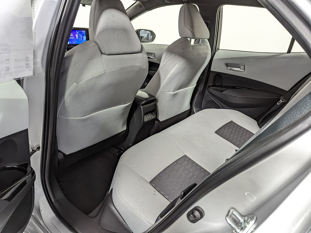 2023 Toyota Corolla SE Image 16 of 42