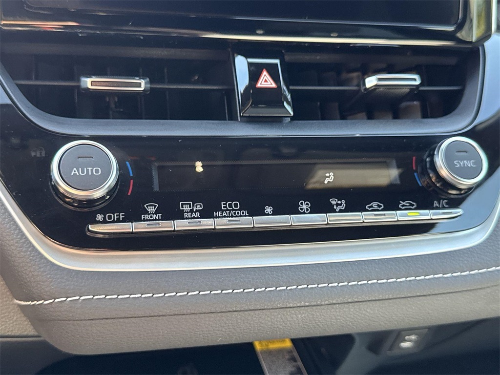 Vehicle image 16 of 37