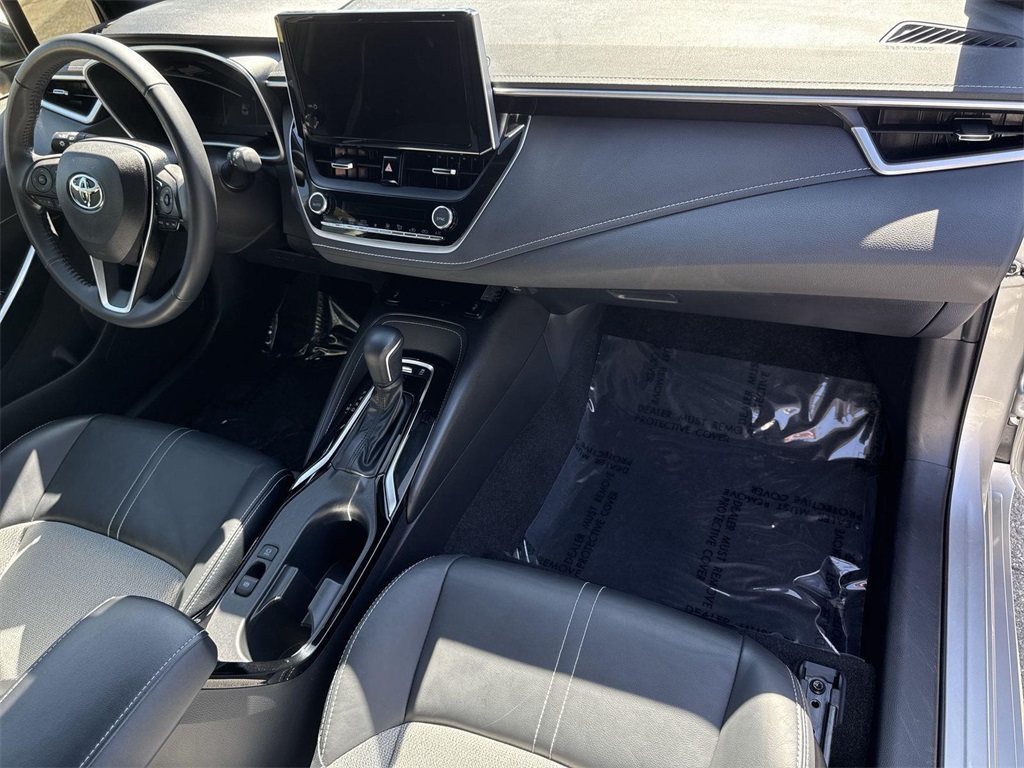 Vehicle image 36 of 37