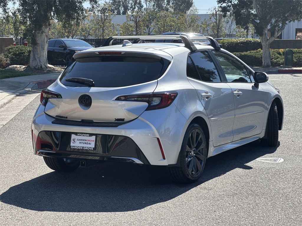 Vehicle image 3 of 37