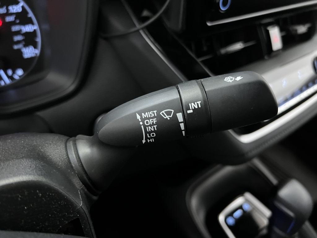 Vehicle image 15 of 31