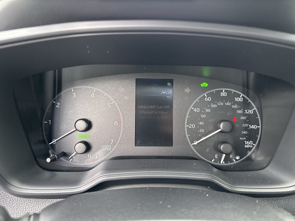 Vehicle image 18 of 25