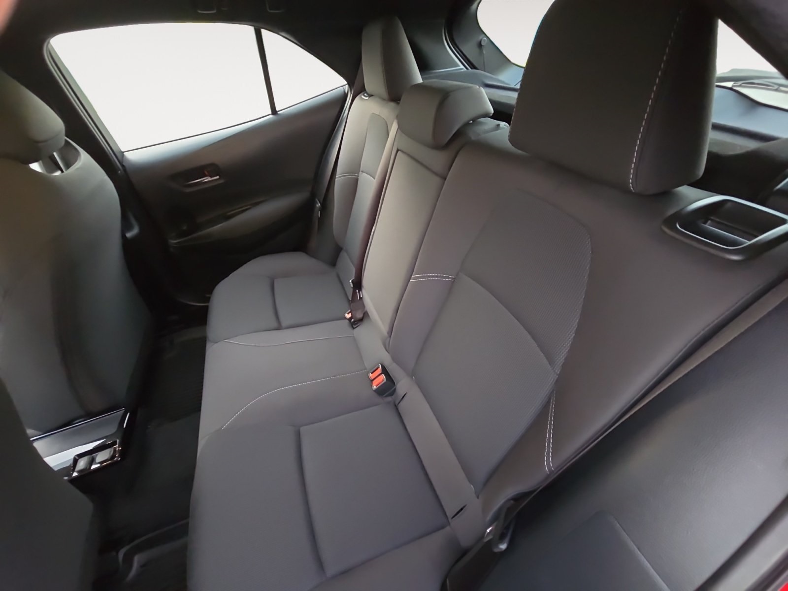 Vehicle image 11 of 25