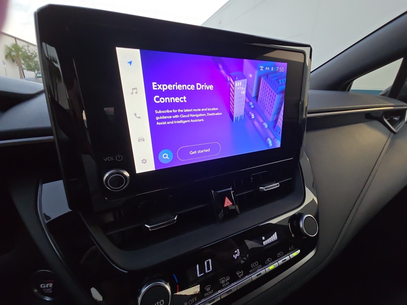 Vehicle image 17 of 25