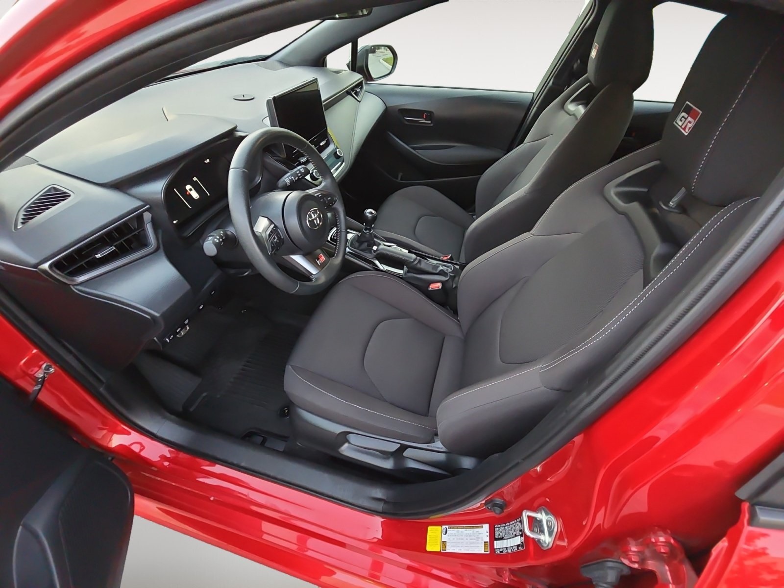 Vehicle image 12 of 25