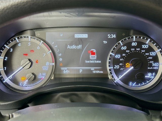 Vehicle image 12 of 28