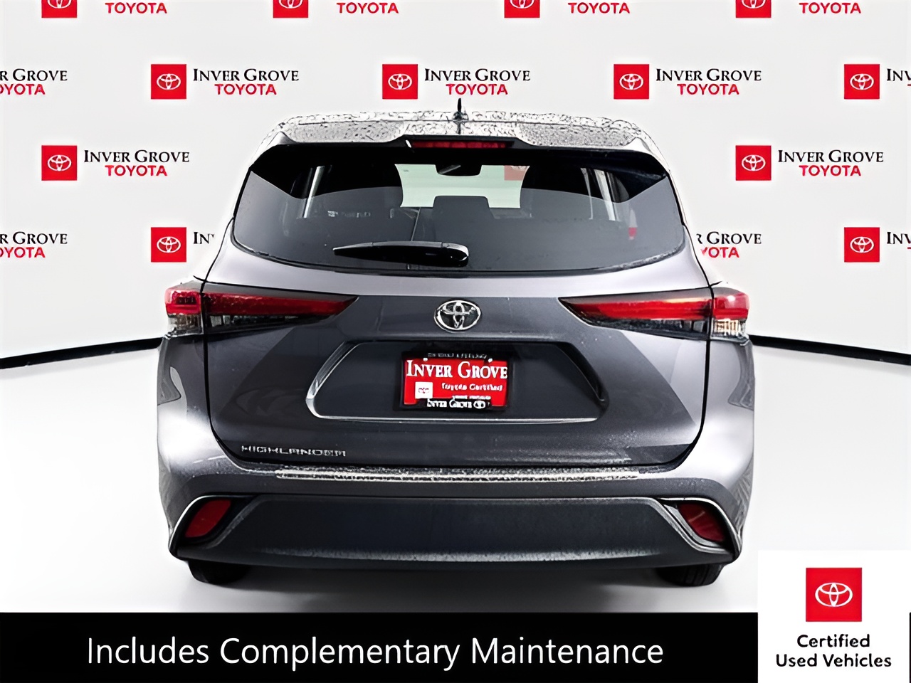 Vehicle image 26 of 28